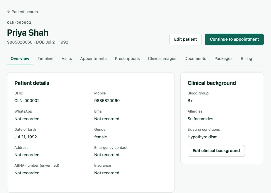 Cliniqo patient profile with patient details and clinical background.